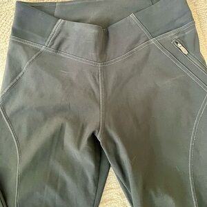 Columbia Black Sportswear